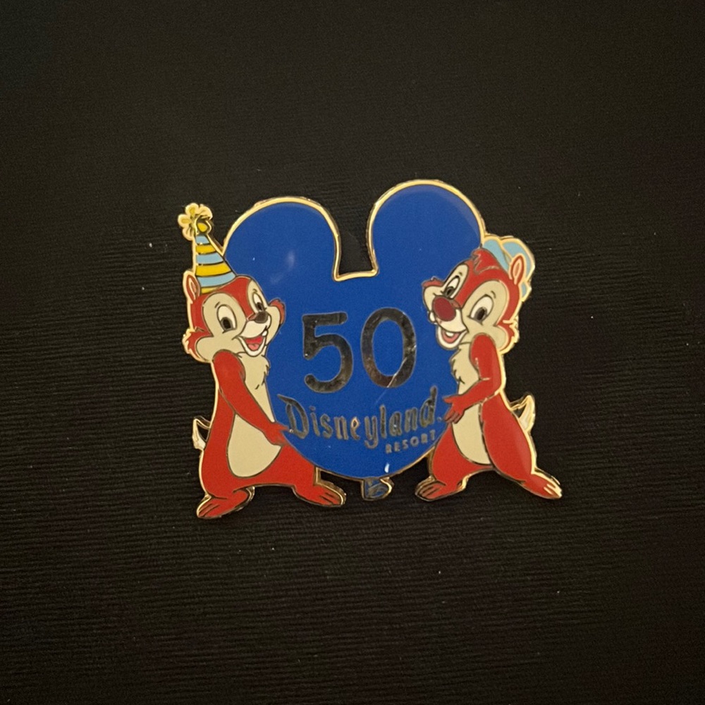 Authentic Disneyland 50th Anniversary Chip And Dale Mickey Balloon Pin 37232
